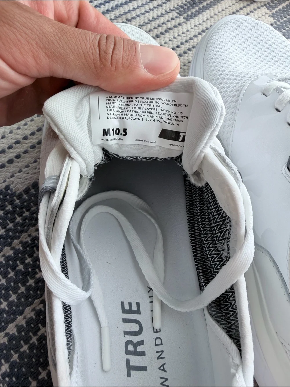 True Linkswear Lux Hybrid Spikeless Golf Shoes Hi Vis White Size 10.5 MINT